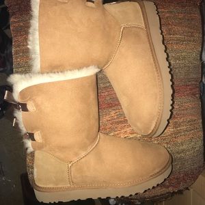UGG Bailey Bow II
